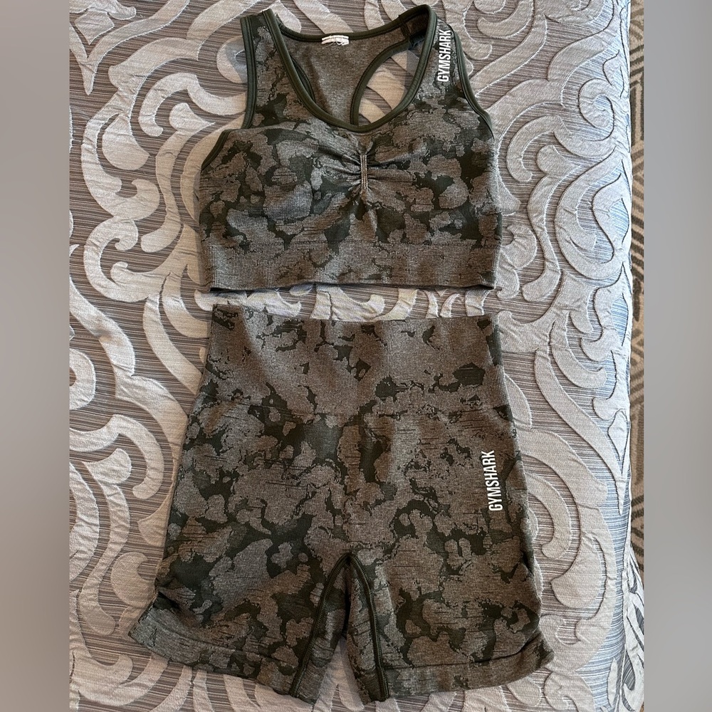 Gymshark Green Camo Shorts & Sports Bra Set - Size S